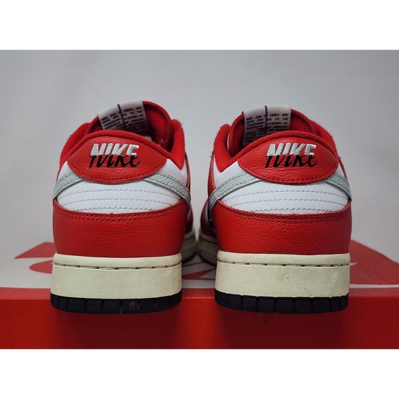 Nike Dunk Low CHICAGO SPLIT DZ2536-600 Size 12 WORN - Picture 4 of 8